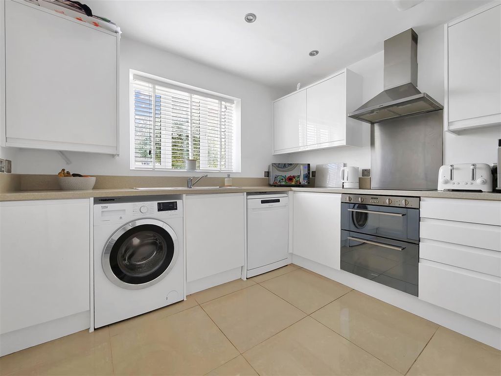 Property photo 3 of 18 3.Jpg