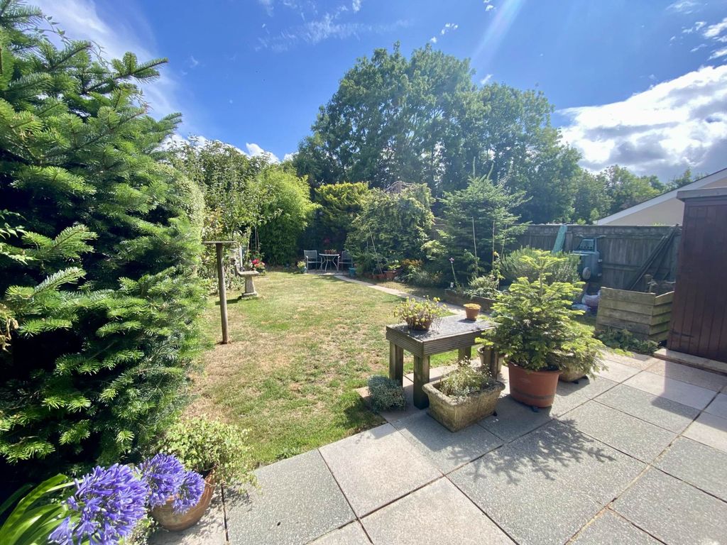 Property photo 3 of 19