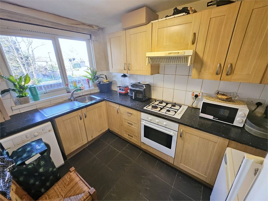 Property photo 2 of 8 Picture 2