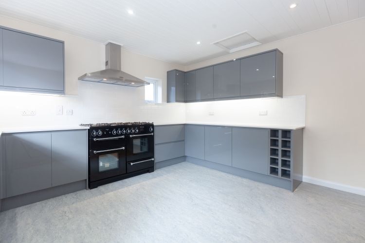 Property photo 3 of 9 220219
