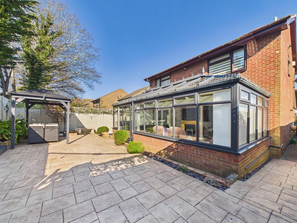 Additional image 5 of 4 bed detached house for salePhyllis Avenue, Peacehaven BN10