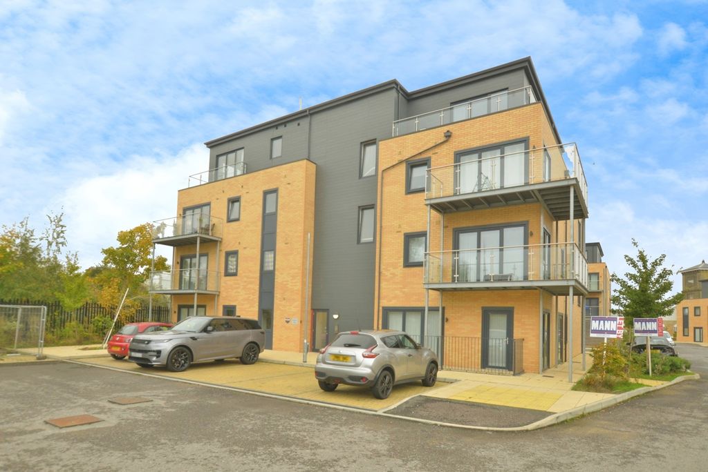 Property photo 1 of 14 Photo