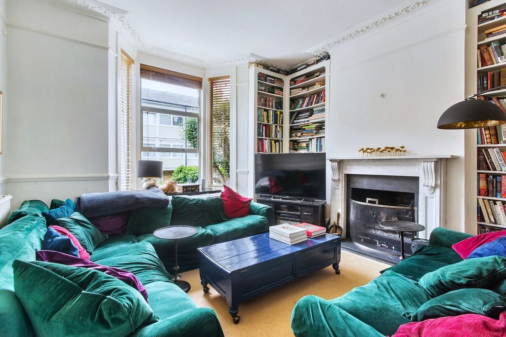 Property photo 2 of 15
