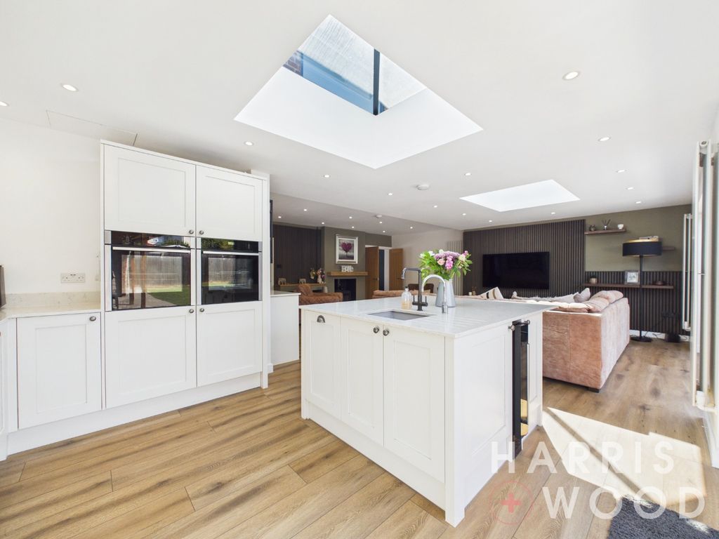 Property photo 3 of 33 5390454