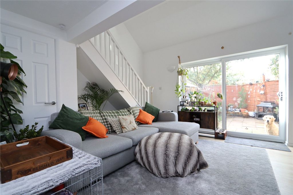 Property photo 3 of 10 Picture No. 24