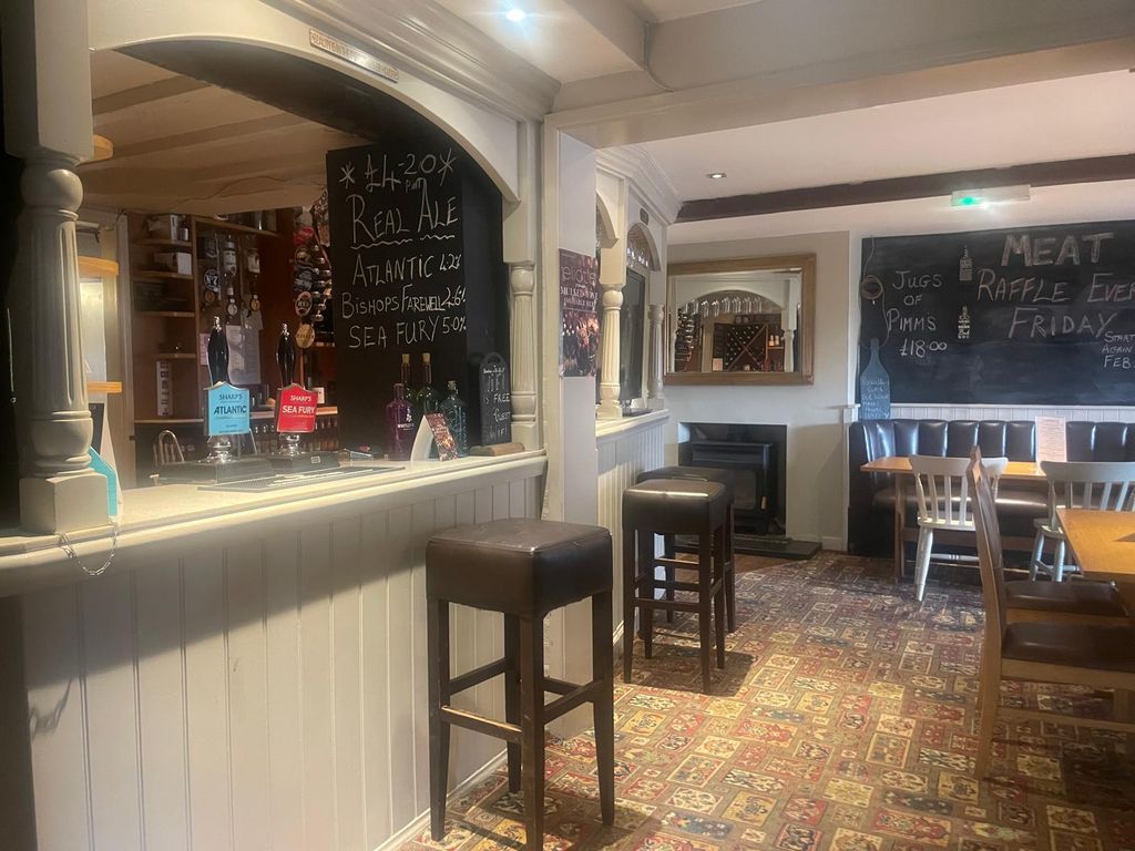 Property photo 2 of 22