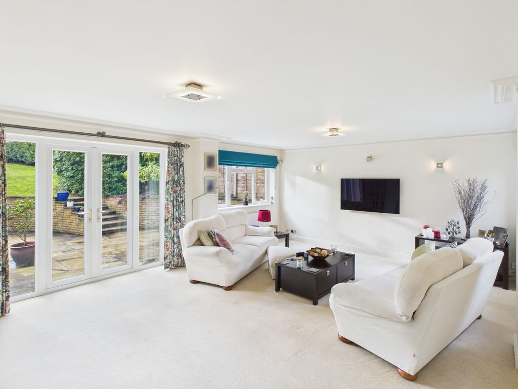 Property photo 3 of 17 Picture No. 21