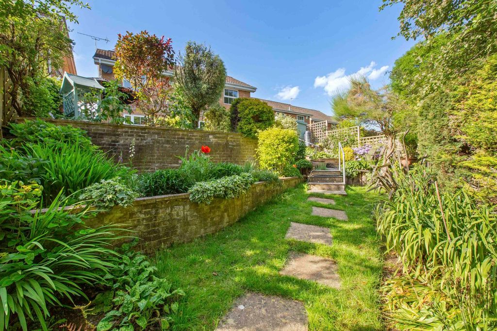 Property photo 3 of 17