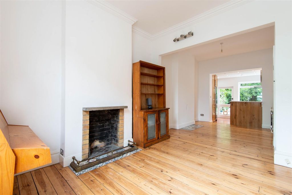 Property photo 2 of 16 Ads_4827 Copy.Jpg
