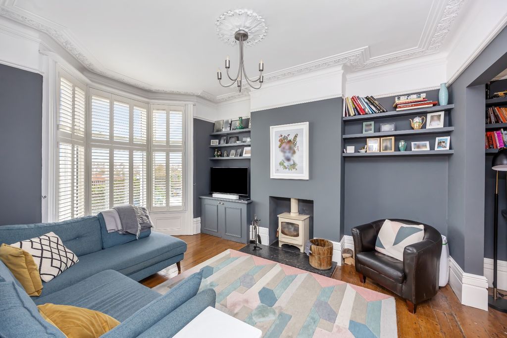 Property photo 2 of 57 4671431