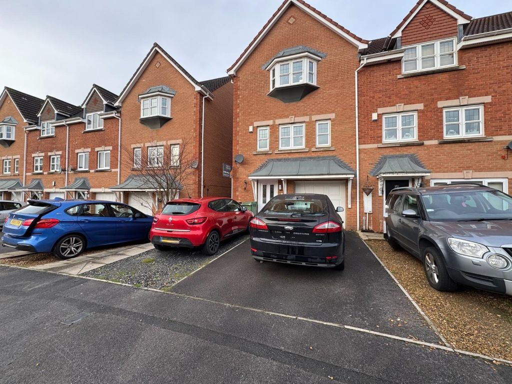 Property photo 1 of 12 The Property