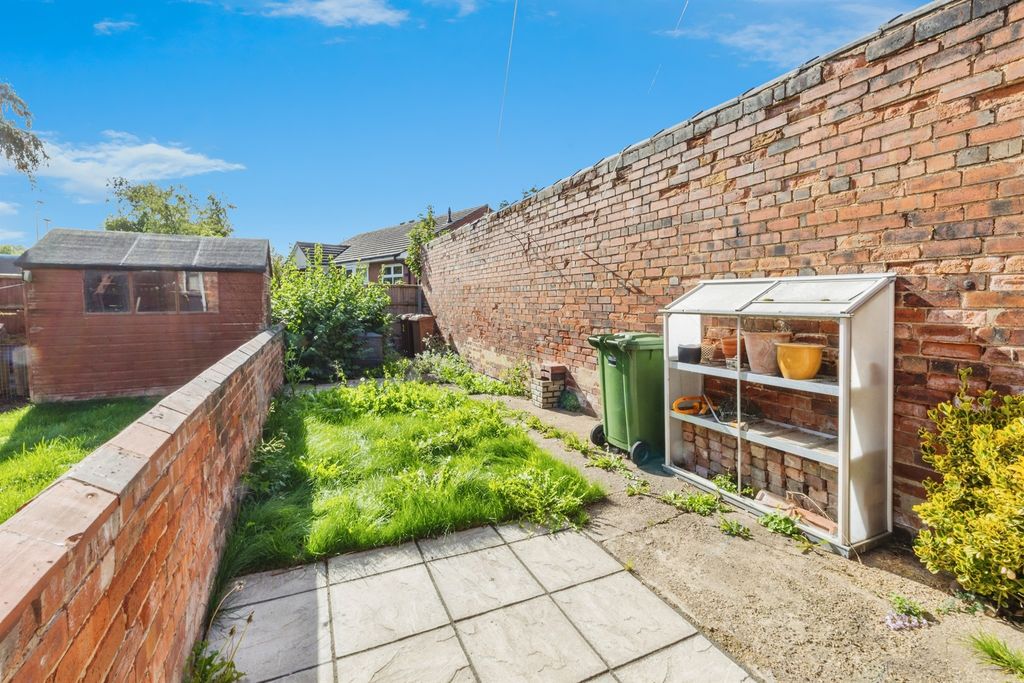 Property photo 2 of 15