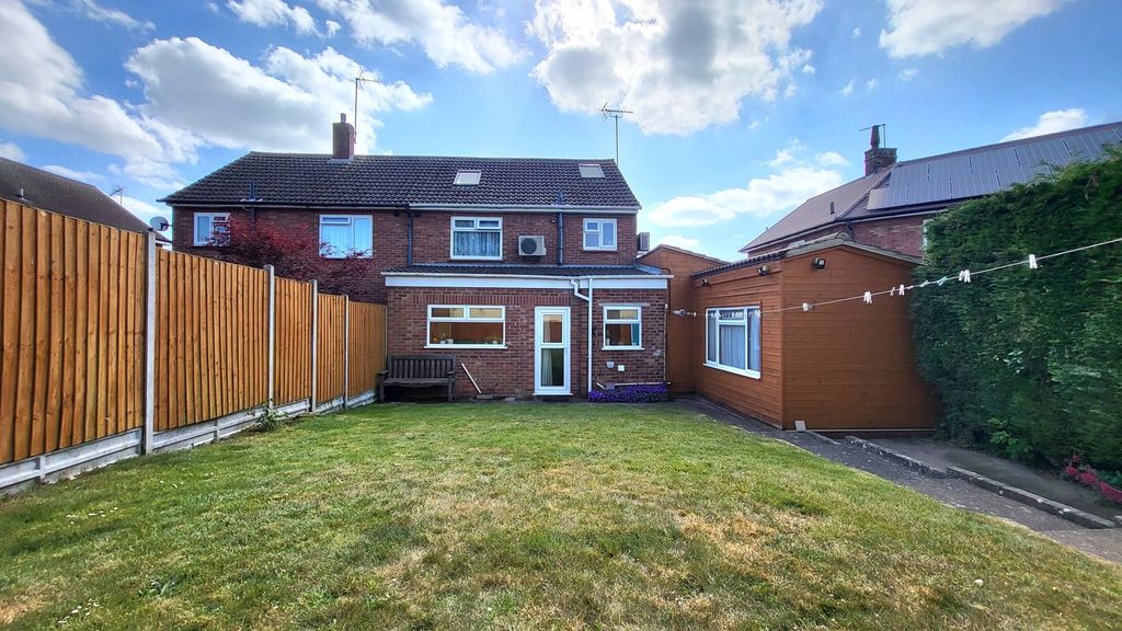 Property photo 2 of 21