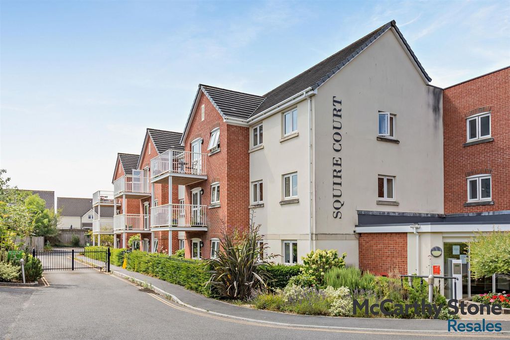 Property photo 1 of 19 Squire Court