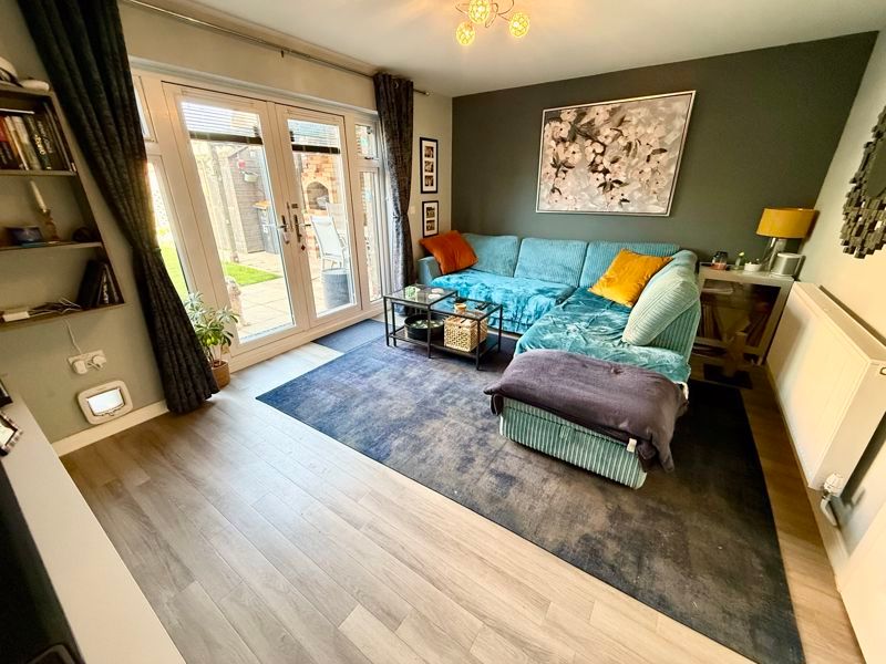 Property photo 2 of 13 Lounge