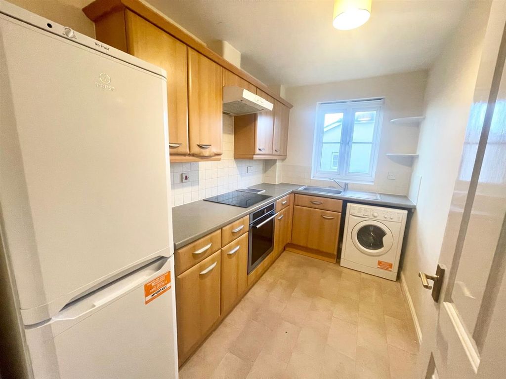 Property photo 2 of 13 Kitchen.Jpg