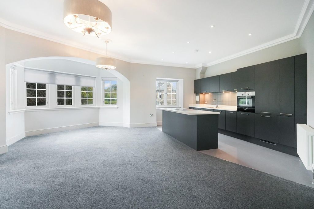 Property photo 2 of 18 16.Jpg