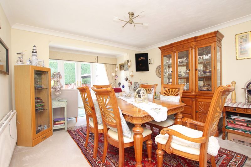 Property photo 3 of 17 Dining Room