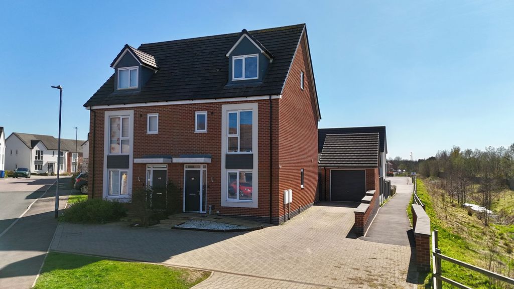 Property photo 1 of 23