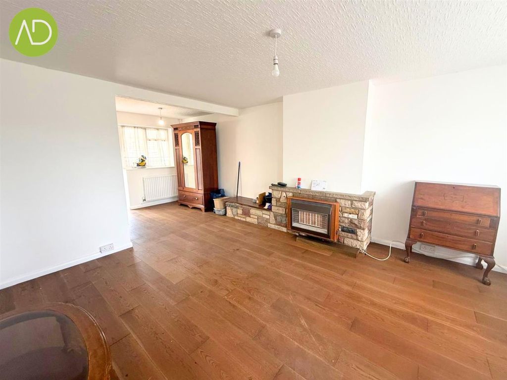 Property photo 2 of 11 11.Jpg
