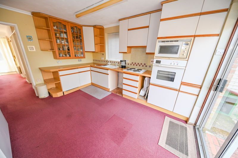 Property photo 3 of 15 Photo 11