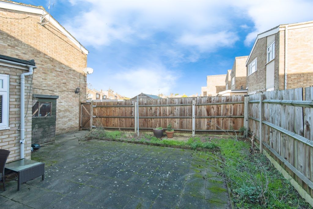 Property photo 2 of 18