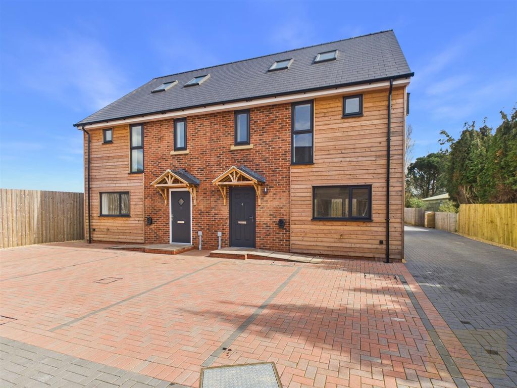 Property photo 1 of 17 Cam01118G0-Pr0473-Still019.Jpg