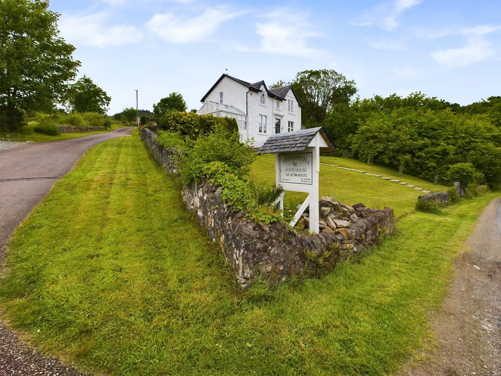 Property photo 3 of 38 Cam03481G0-Pr0044-Still034