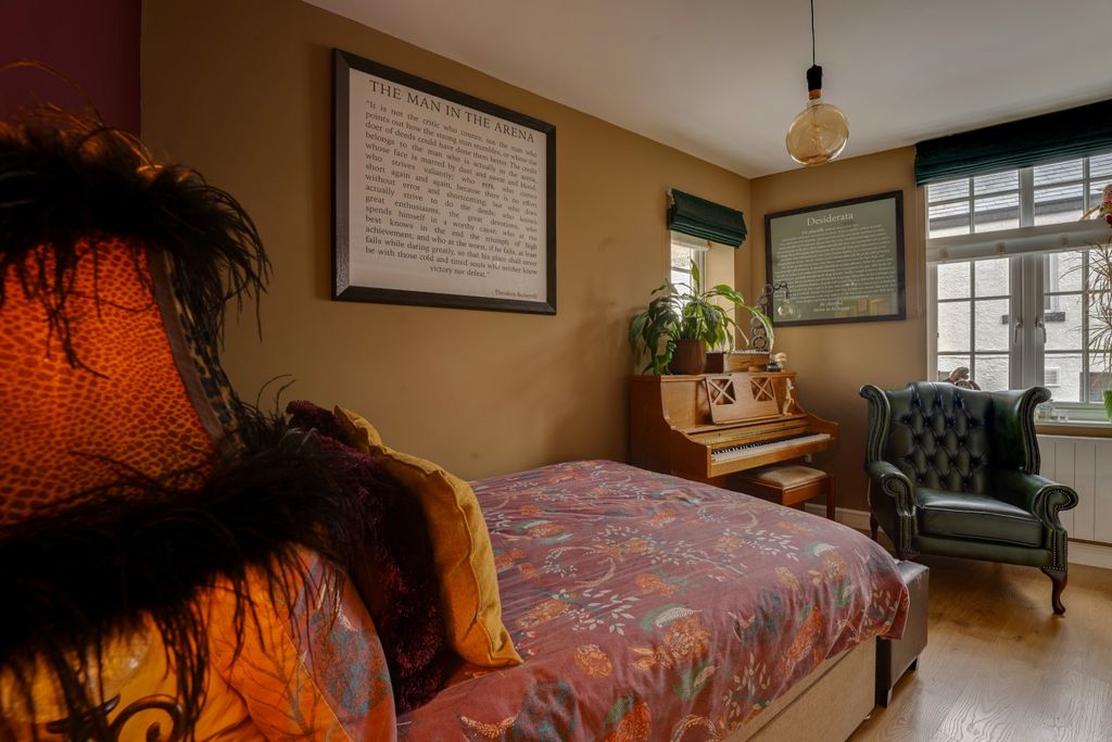 Property photo 2 of 9 Dsc05219-Dsc05223