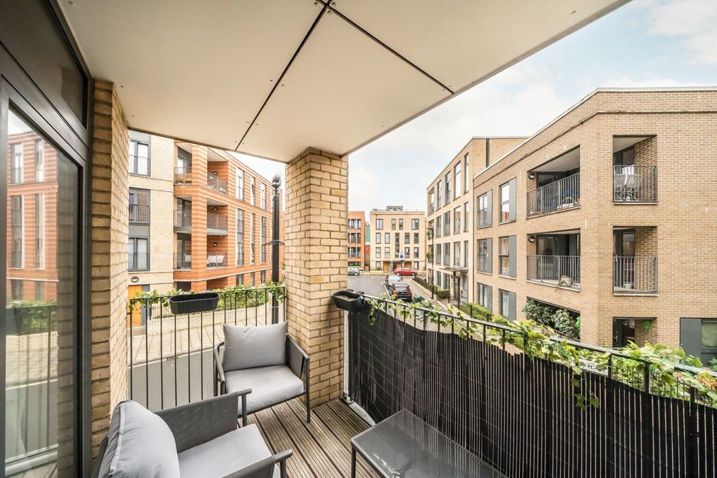 Property photo 3 of 8