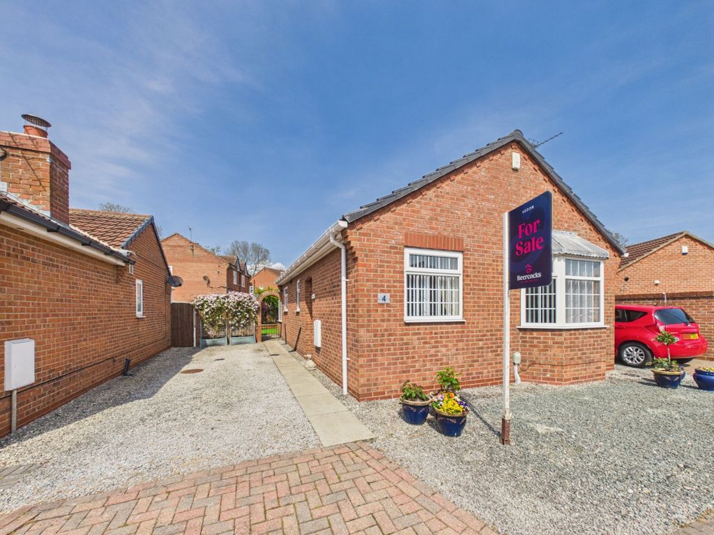 Property photo 1 of 16 4798342