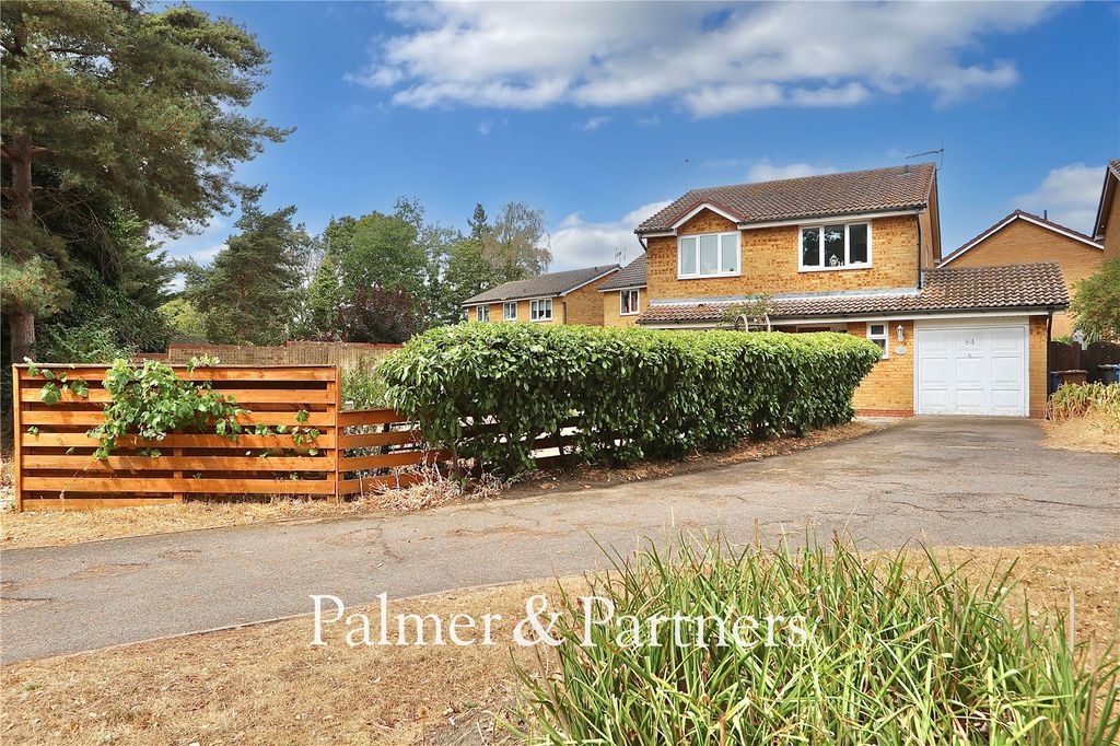Property photo 1 of 35 Picture No. 04