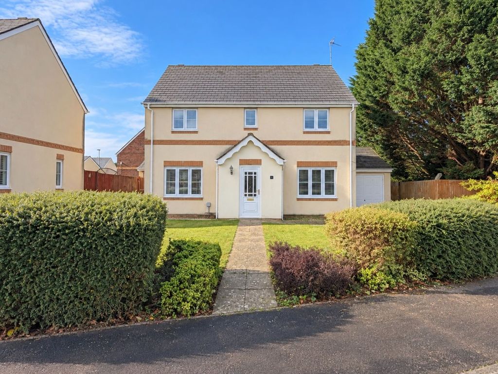 Property photo 1 of 37