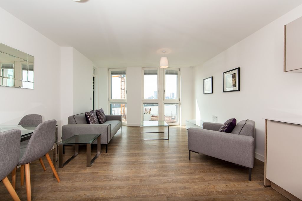 Property photo 2 of 7 Reception