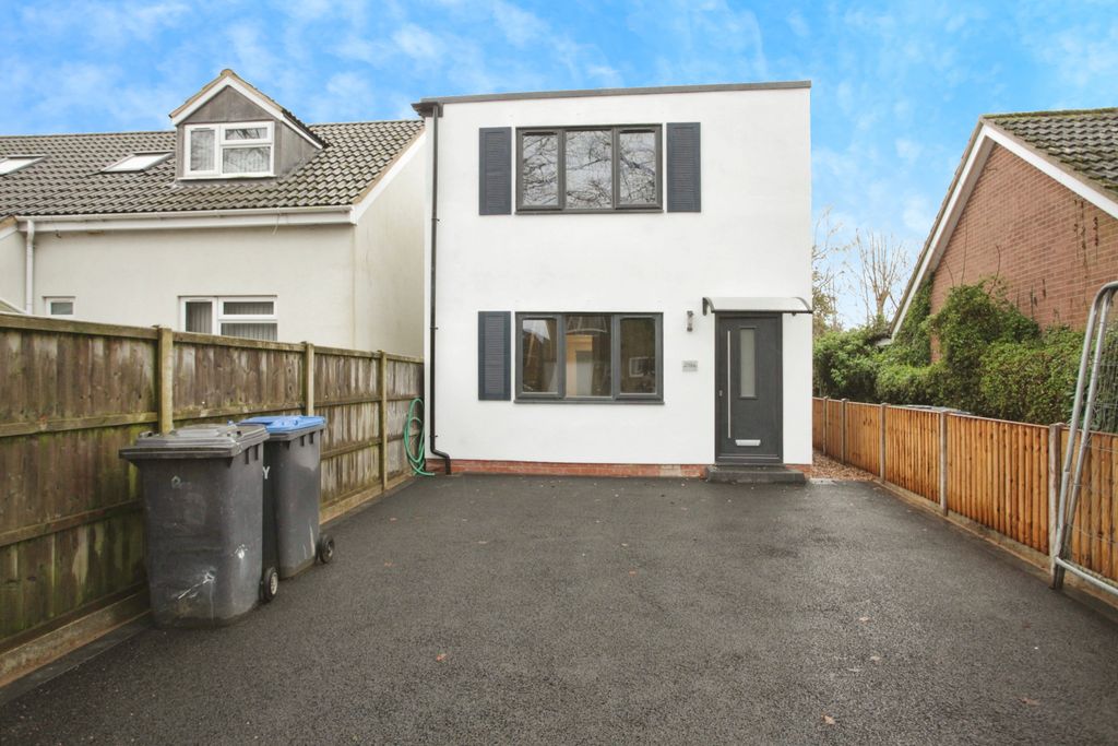 Property photo 1 of 15 Front View