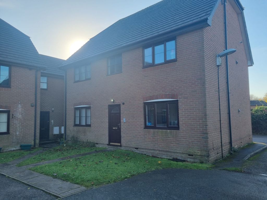 Property photo 1 of 7 A Cosy 1 Bedroom First Floor Flat In Wareham