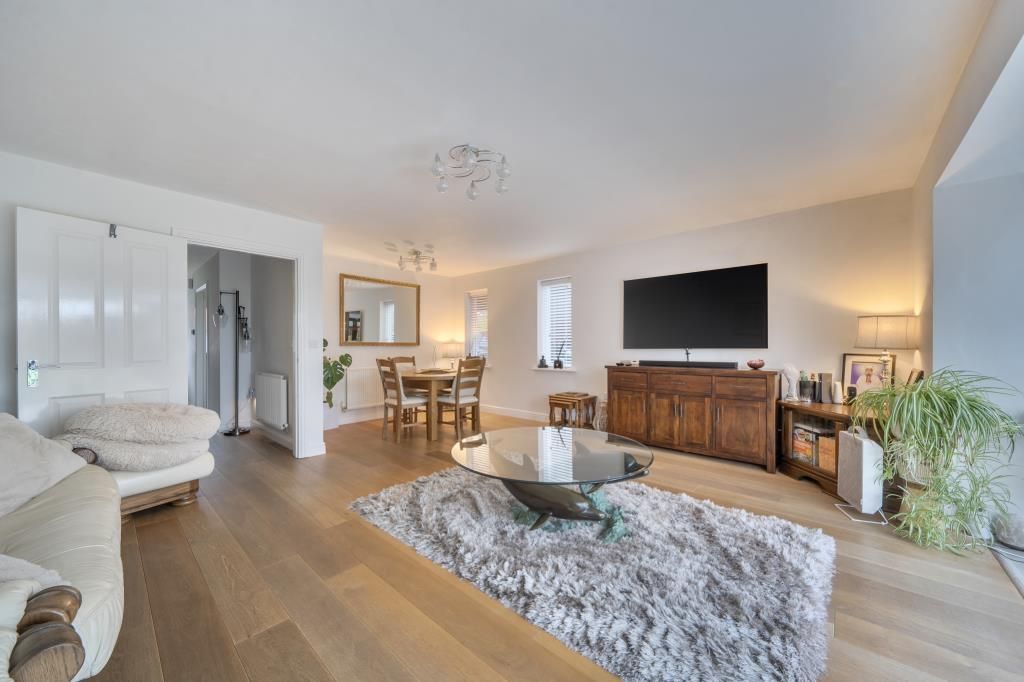 Property photo 2 of 20 Reception