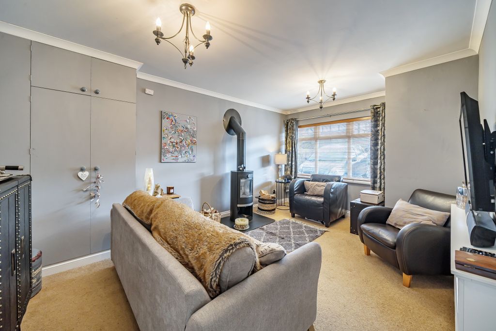 Property photo 3 of 11 1371481-18-6904Eeae56F4E