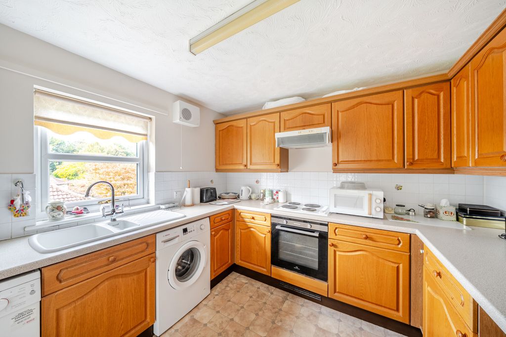 Property photo 3 of 15