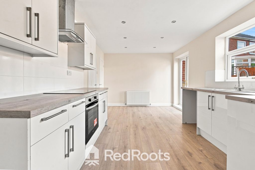 Property photo 3 of 26 5420633