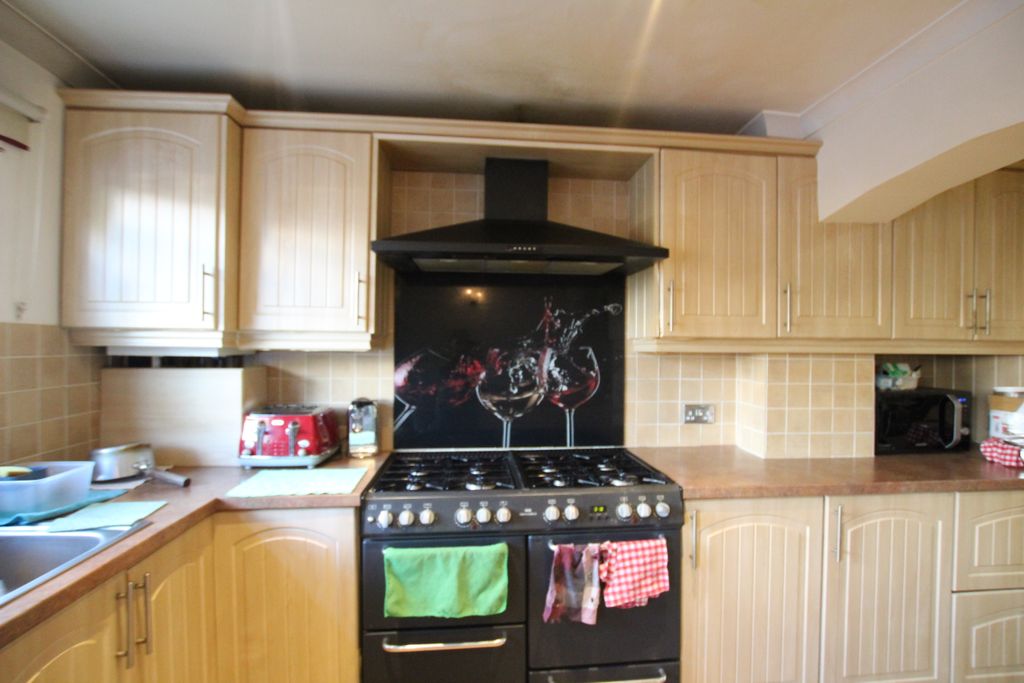 Property photo 2 of 22