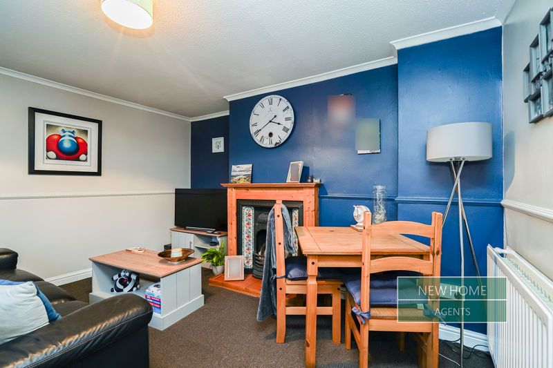 Property photo 3 of 17 Photo 5