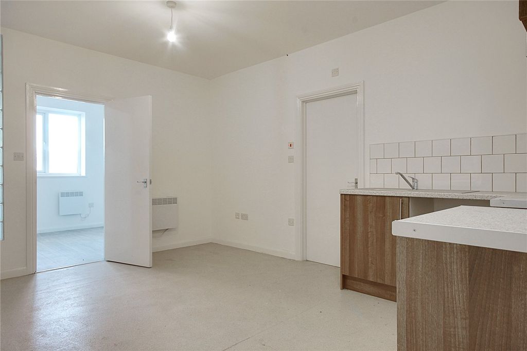 Property photo 1 of 4 Picture No. 02