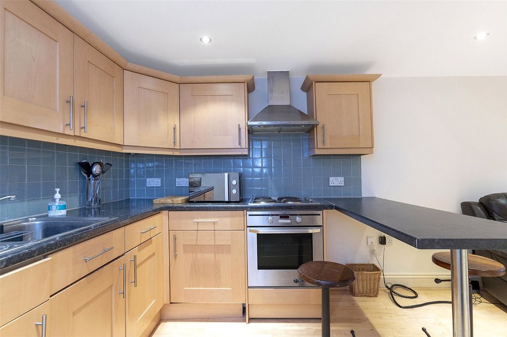 Property photo 2 of 7 Picture No. 06