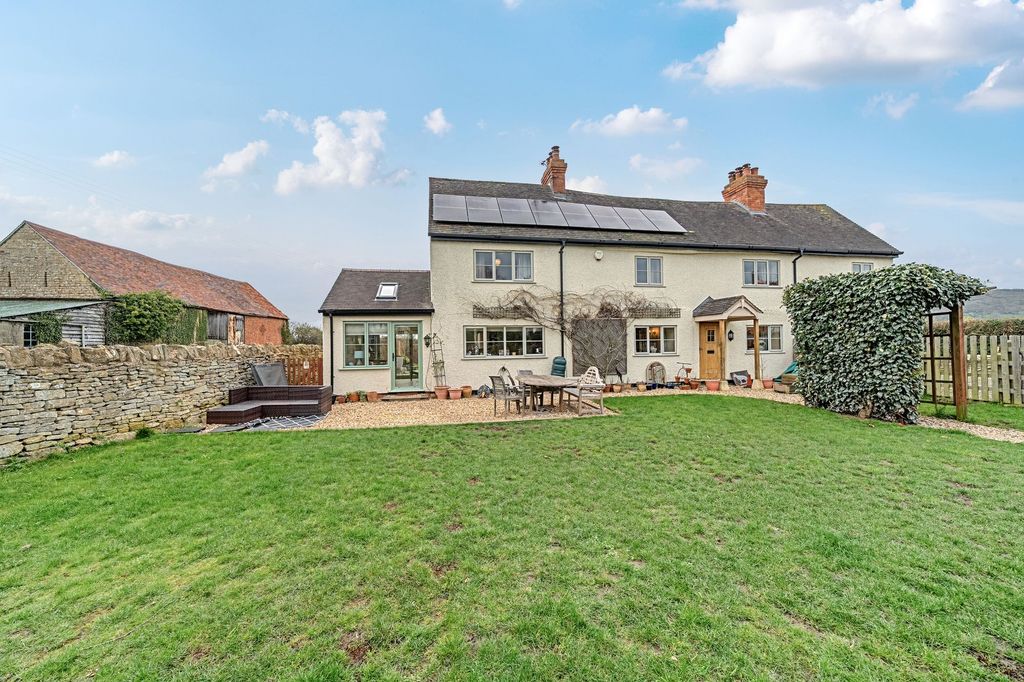 Property photo 1 of 21