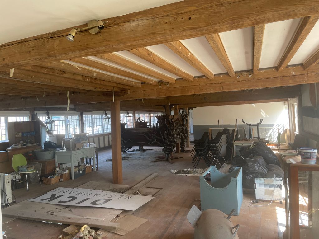 Property photo 3 of 6 Dining Area