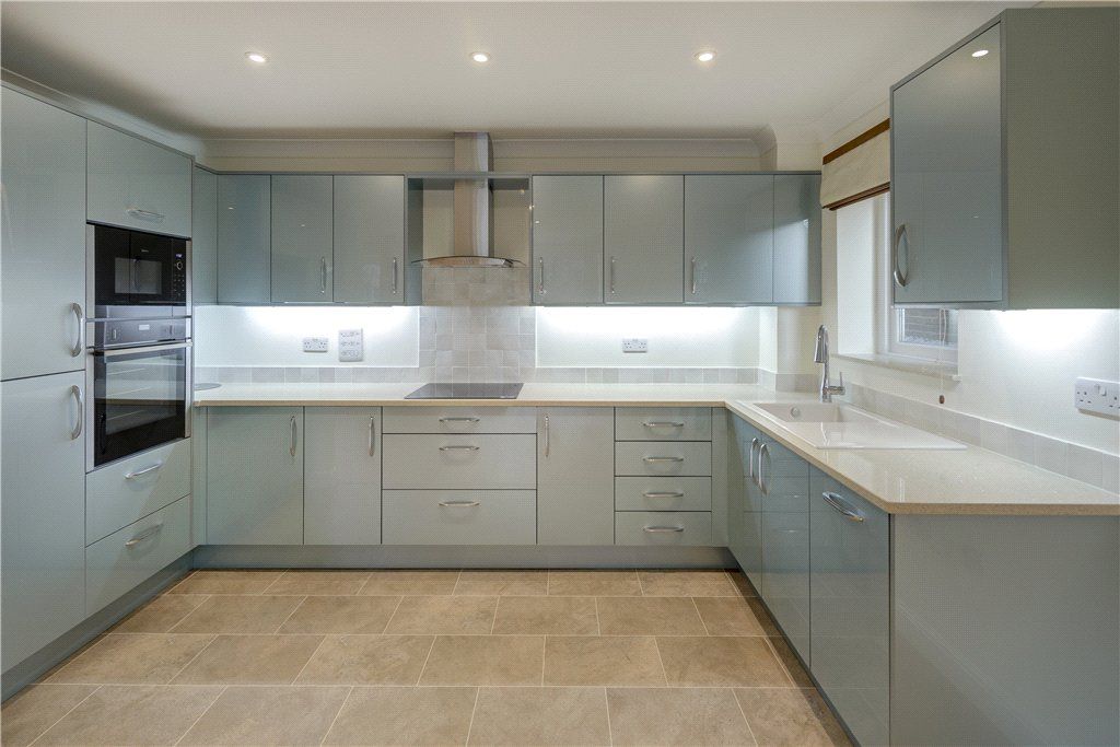 Property photo 2 of 12 Picture No. 20