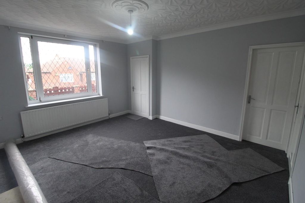 Property photo 3 of 16 Img_0036.Jpg