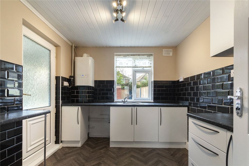 Property photo 2 of 10 Picture No. 02