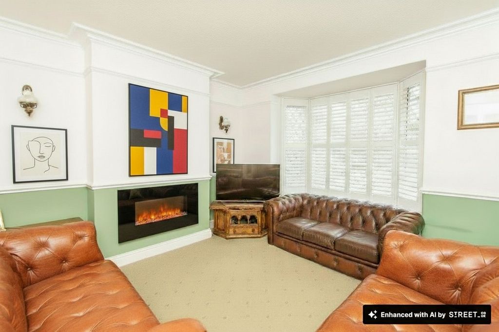 Property photo 2 of 24